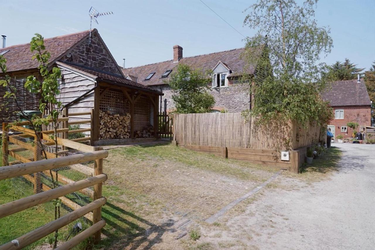Nest Holiday Hideaway Wren Cottage Stunning Area! Чёч Стретон Экстерьер фото
